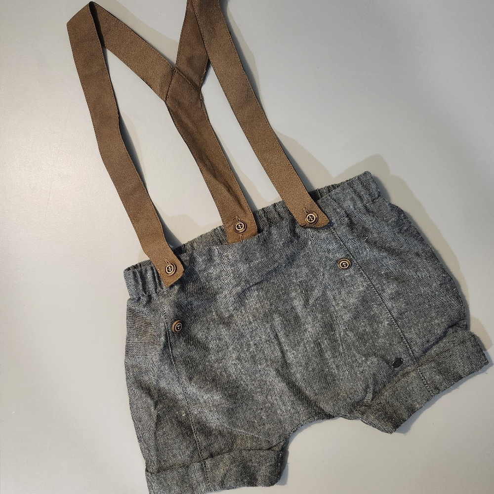 babe suspender shorts 12 to 18 m